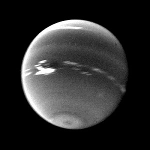 Une des premières photos de Neptune prise par la sonde.